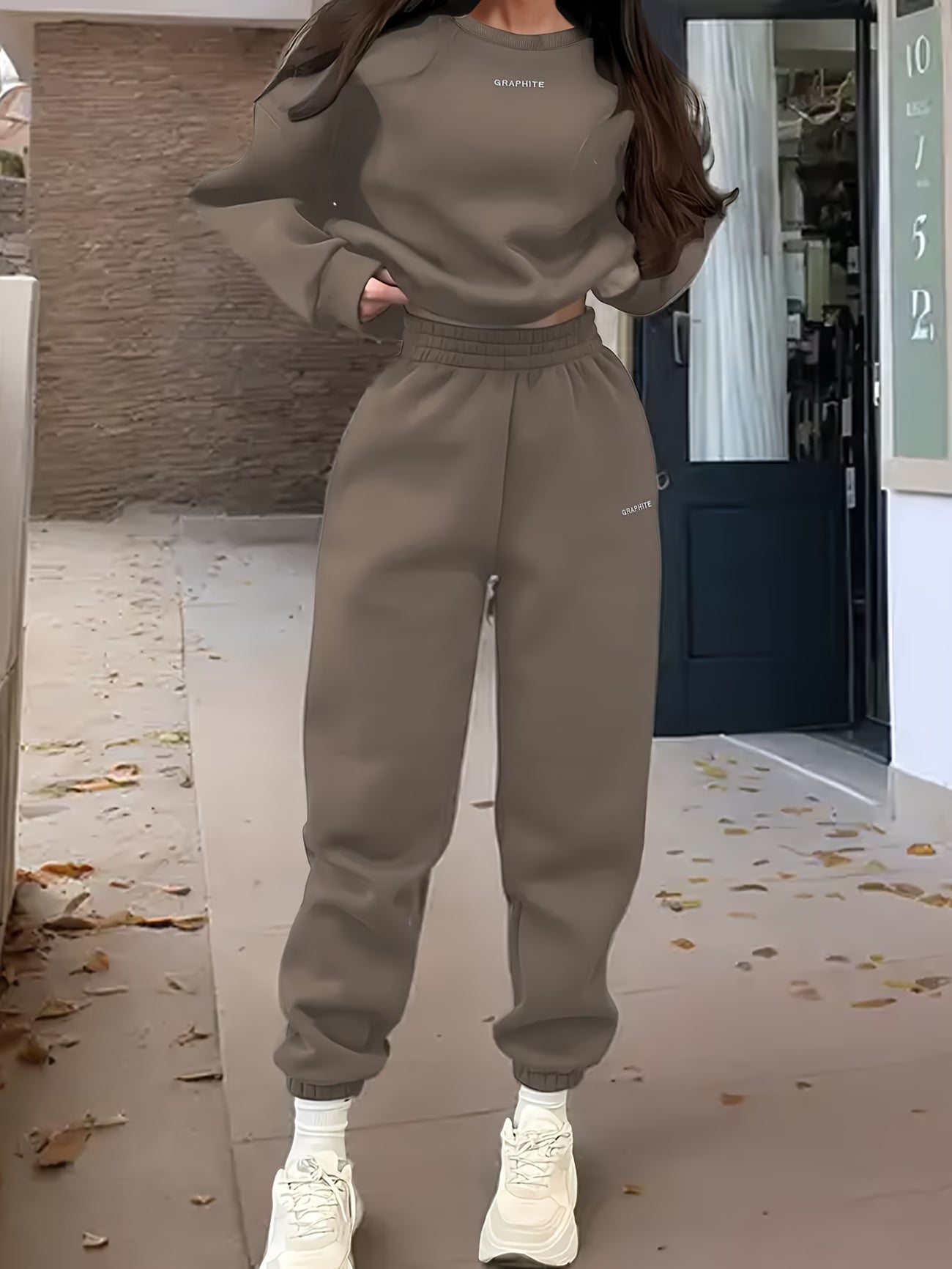 Completo da donna primaverile